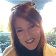 Sabine offre lezioni di francese per ripetizioni, aiuto compiti e conversazione